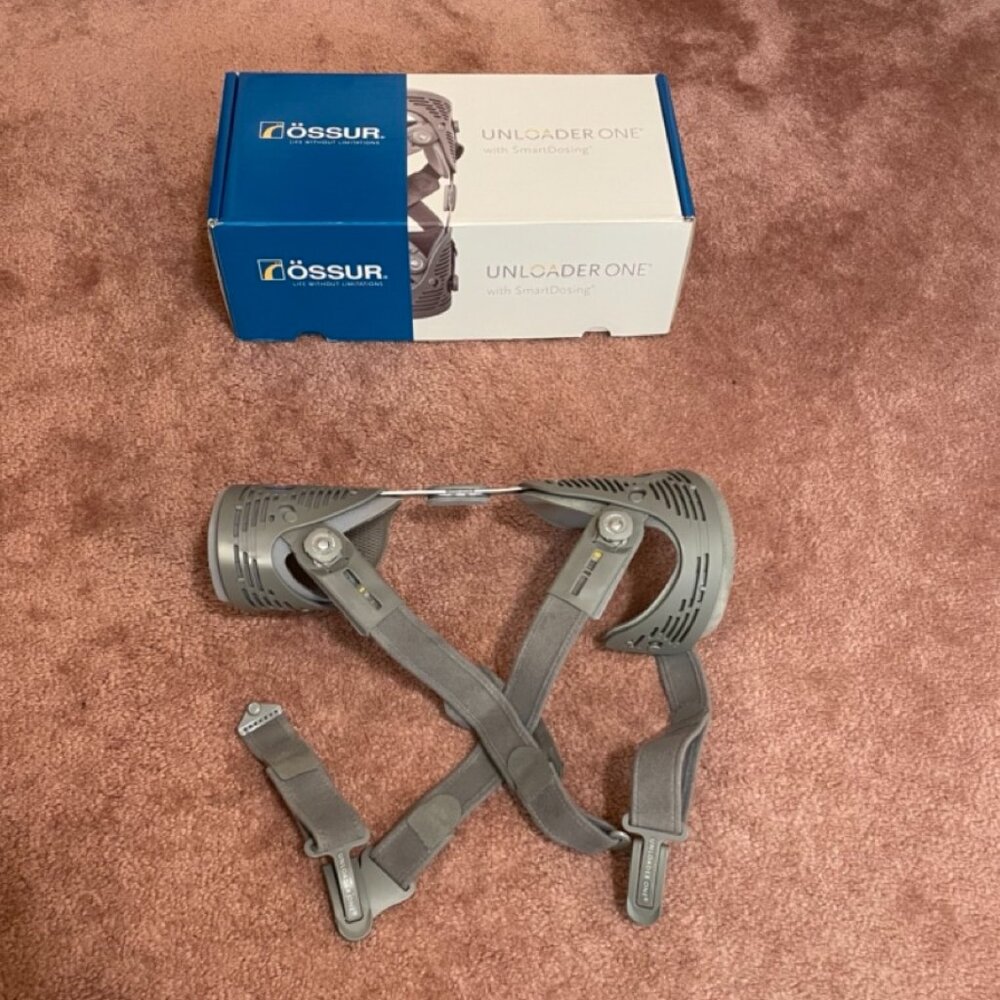 Ossur Unloader One with Smartdosing Knee Brace - Right Lateral Small